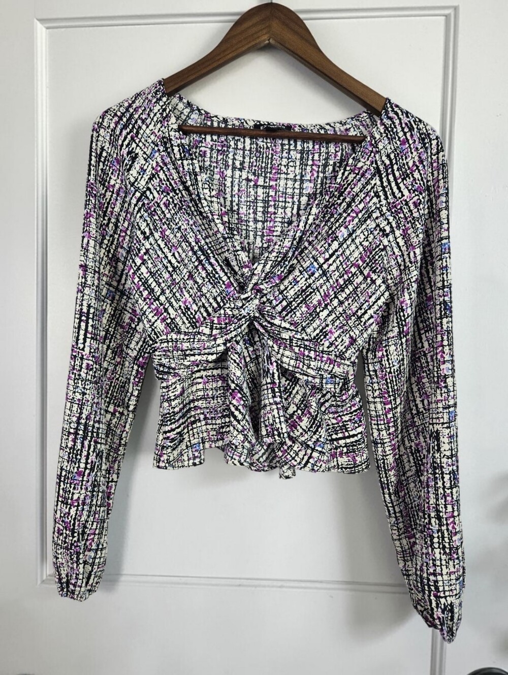 Express Abstract Multicolor Blouse – Women’s Size M